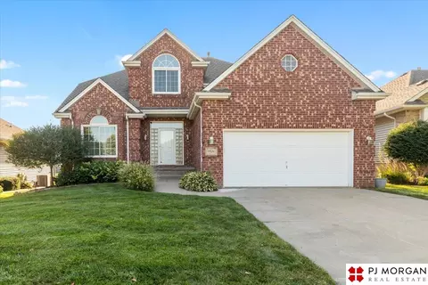 9930 S 172nd Cir, Omaha, NE 68136