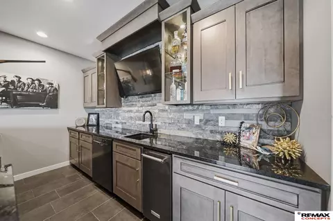 Kitchen - 1310 Doyle Ln, Beatrice, NE 68310 photo 8 of 11
