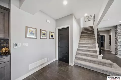 Entry Way - 1310 Doyle Ln, Beatrice, NE 68310 photo 7 of 10