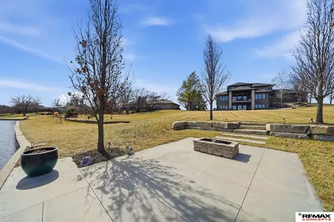 Exterior - 1310 Doyle Ln, Beatrice, NE 68310 photo 11 of 14
