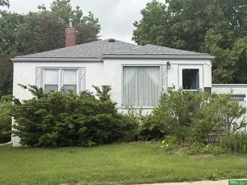 6506 Spencer St, Omaha, NE 68104