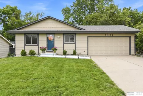 5427 High St, Lincoln, NE 68506