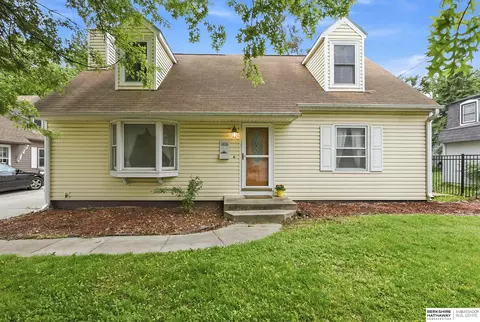 1106 Bluff St, Bellevue, NE 68005