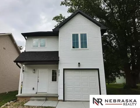 5517 N 52 St, Omaha, NE 68104