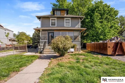 2864 Bristol St, Omaha, NE 68111