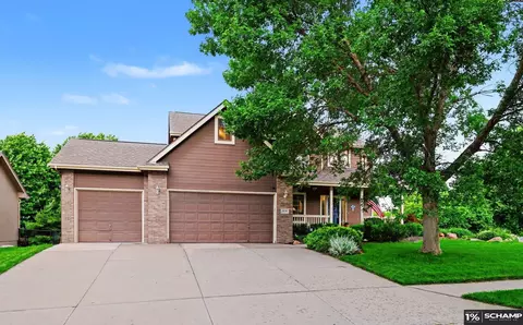 1670 N 174 St, Omaha, NE 68118