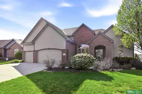 19614 Chandler St, Gretna, NE 68028