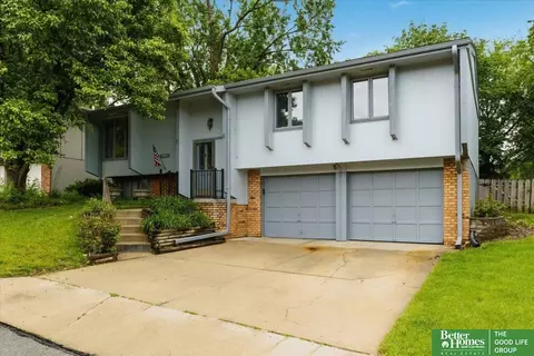 14435 Weir Cir, Omaha, NE 68137