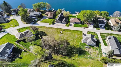 1543 Trumball Ter, Plattsmouth, NE 68048