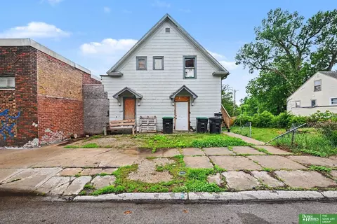 4201 Grand Ave, Omaha, NE 68111