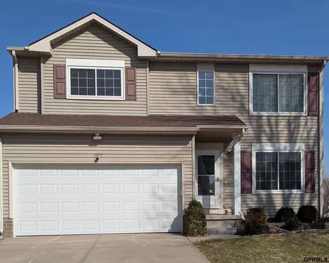 3102 Lone Tree Rd, Bellevue, NE 68123