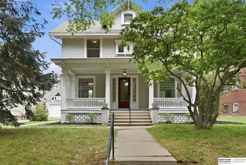 4818 Chicago St, Omaha, NE 68132