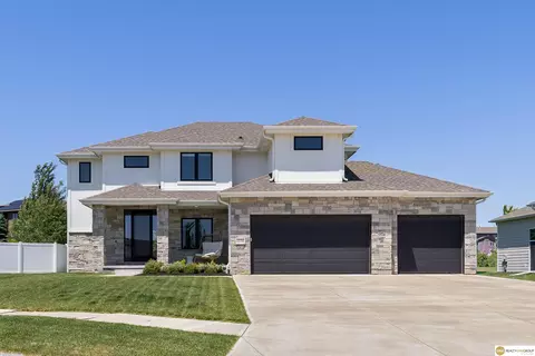 3778 N 192 Ter, Elkhorn, NE 68022