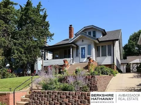 5022 Izard St, Omaha, NE 68132