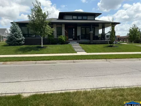 6600 Tallgrass Pkwy, Lincoln, NE 68521