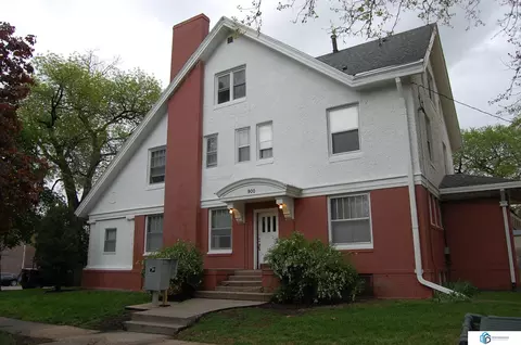 900 S 18th St, Lincoln, NE 68508