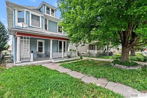 3136 Mason St, Omaha, NE 68105