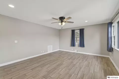 Living - 2102 Avery Rd, Bellevue, NE 68005 photo 2 of 6