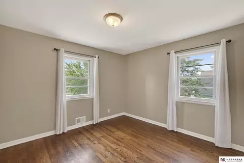 Bedroom - 2102 Avery Rd, Bellevue, NE 68005 photo 5 of 11