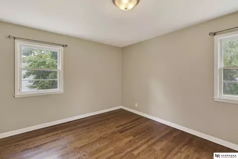 Bedroom - 2102 Avery Rd, Bellevue, NE 68005 photo 2 of 11