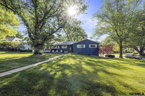 2135 Mullen Rd, Omaha, NE 68124