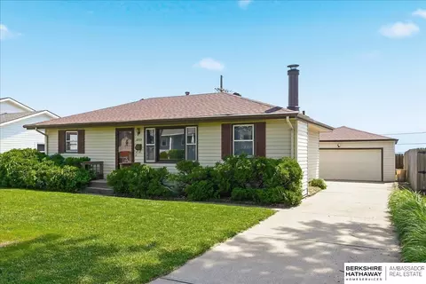 2523 S 123rd St, Omaha, NE 68144