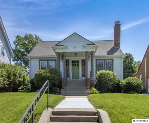 2407 N 51st St, Omaha, NE 68104
