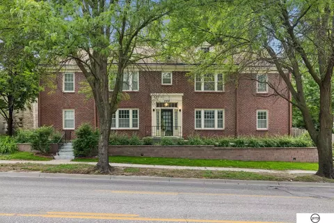 2457 S 27th St #A, Lincoln, NE 68502