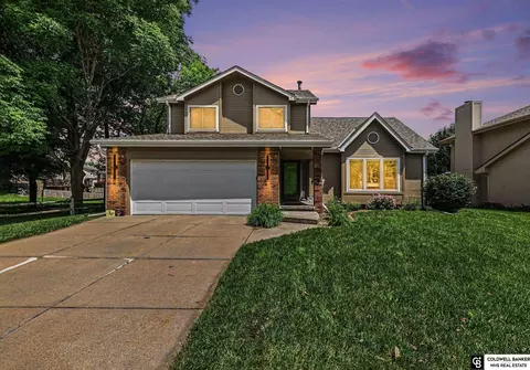 15201 Howe St, Omaha, NE 68144