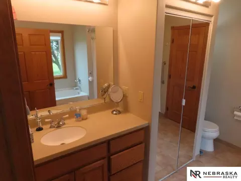 Bath - 1371 County Road F, Ithaca, NE 68033 photo 2 of 10