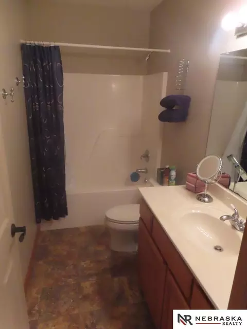 Bath - 1371 County Road F, Ithaca, NE 68033 photo 10 of 10