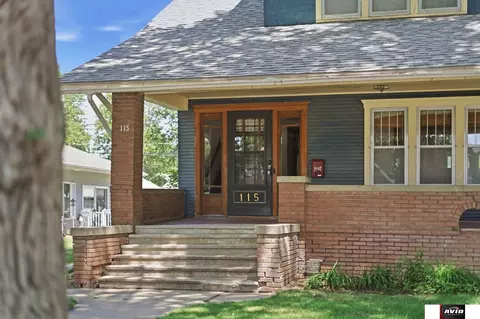 Exterior - 115 E 7th St, Stromsburg, NE 68666 photo 3 of 14