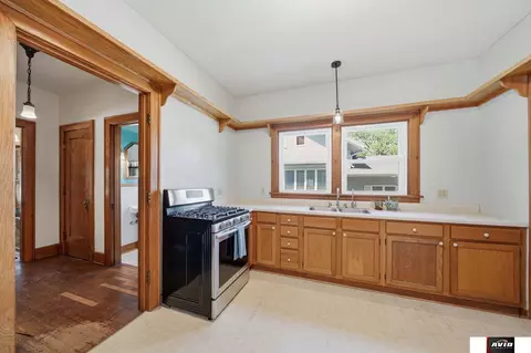 Entry Way - 115 E 7th St, Stromsburg, NE 68666 photo 6 of 11