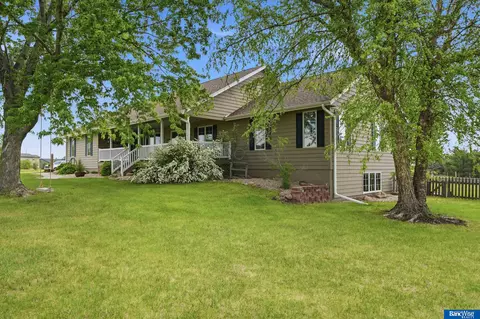 6830 SW 9 St, Lincoln, NE 68523