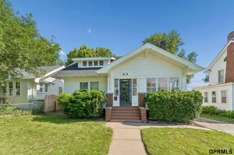 5013 Nicholas St, Omaha, NE 68132