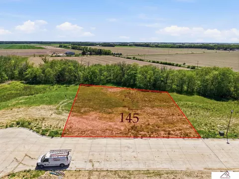 145 Sunset Ridge Ct, Crete, NE 68333
