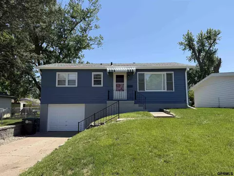 4709 Redick Ave, Omaha, NE 68152