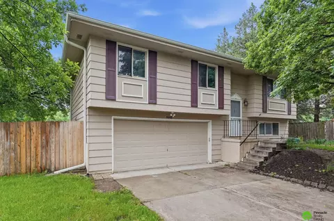1648 SW 14th St, Lincoln, NE 68522