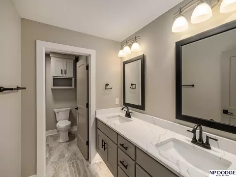 Bath - 3301 S 212 St, Elkhorn, NE 68022 photo 6 of 6