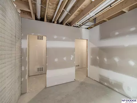 Bedroom - 3301 S 212 St, Elkhorn, NE 68022 photo 11 of 11