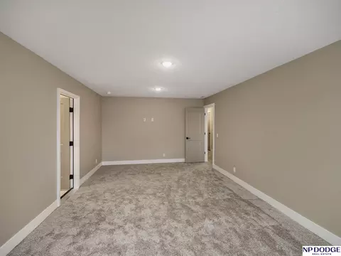 Bedroom - 3301 S 212 St, Elkhorn, NE 68022 photo 8 of 11