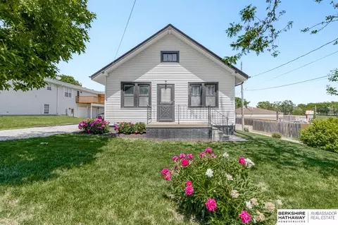 338 W 14th St, Wahoo, NE 68066