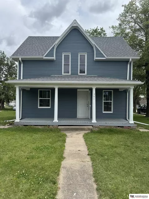 301 Francis St, Daykin, NE 68338