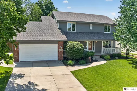 16113 Monroe St, Omaha, NE 68135