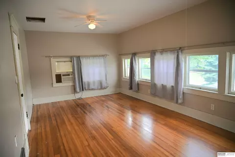 Bedroom - 724 N 10th St, Beatrice, NE 68310 photo 7 of 7