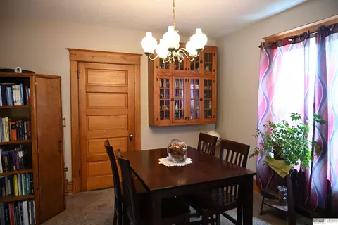 Dining - 724 N 10th St, Beatrice, NE 68310 photo 1 of 3