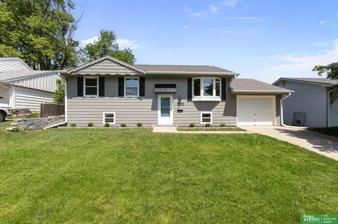 14012 Ohern St, Omaha, NE 68137