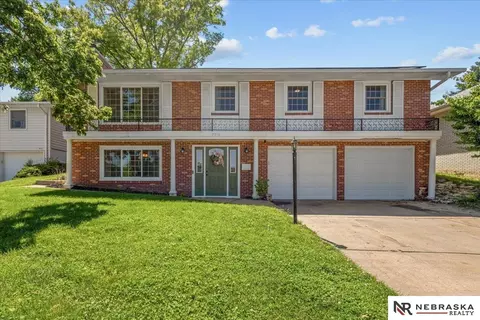 7310 N 39th Ter, Omaha, NE 68112