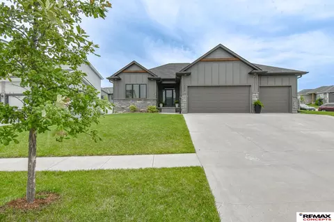 6501 Kelsey Ln, Lincoln, NE 68516