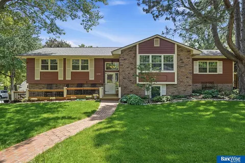4335 Cooper Ave, Lincoln, NE 68506